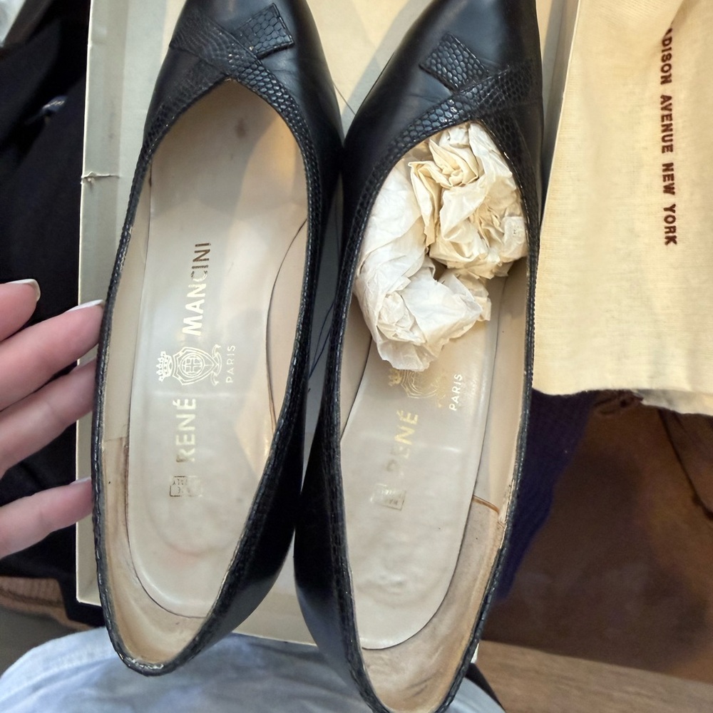 Rene Mancini Black Leather heels
